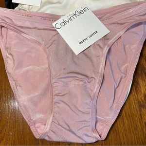 Calvin Klein panties - Small